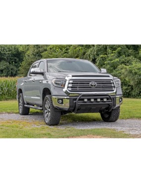 Progi, stopnie boczne czarne Rough Country Oval Nerf Steps Crew Cab