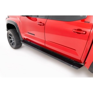 Progi, stopnie boczne aluminiowe Rough Country HD2 Crew Max - ujęcie 2