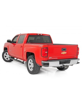 Progi, stopnie boczne czarne Rough Country Oval Nerf Steps Crew Cab