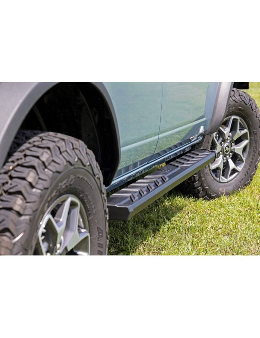 Progi, stopnie boczne Rough Country BA2