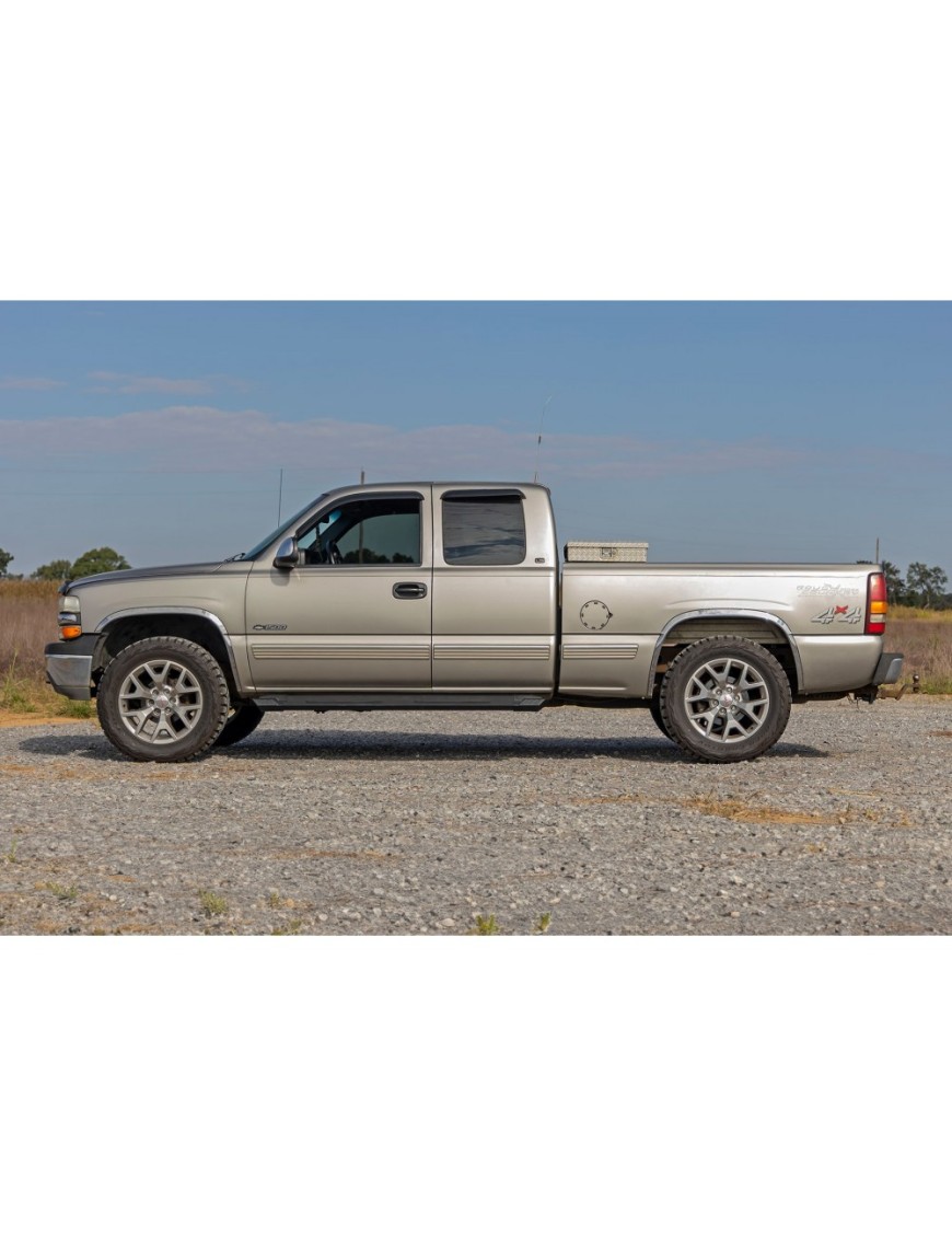 Progi, stopnie boczne aluminiowe Rough Country HD2 Extended Cab