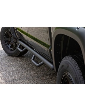 Progi, stopnie boczne czarne Rough Country Nerf Steps