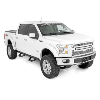 Progi, stopnie boczne regulowane aluminiowe Rough Country SRX2 Crew Cab - ujęcie 2