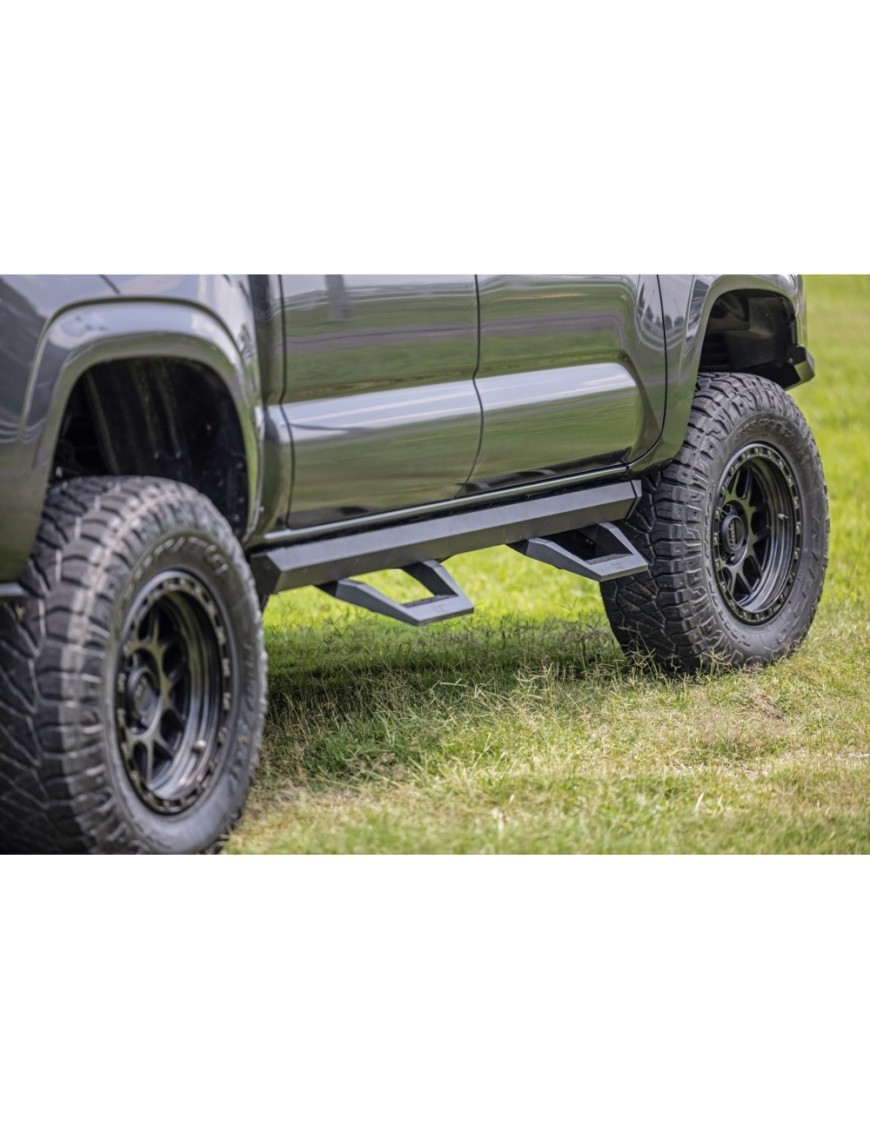 Progi, stopnie boczne regulowane aluminiowe Rough Country SRX2 Double Cab
