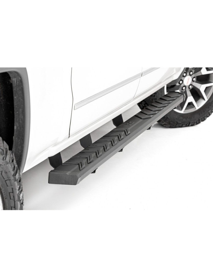 Progi, stopnie boczne Rough Country BA2