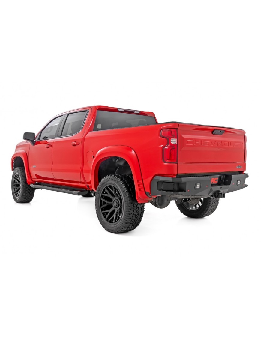 Progi, stopnie boczne aluminiowe Rough Country HD2 Crew Cab