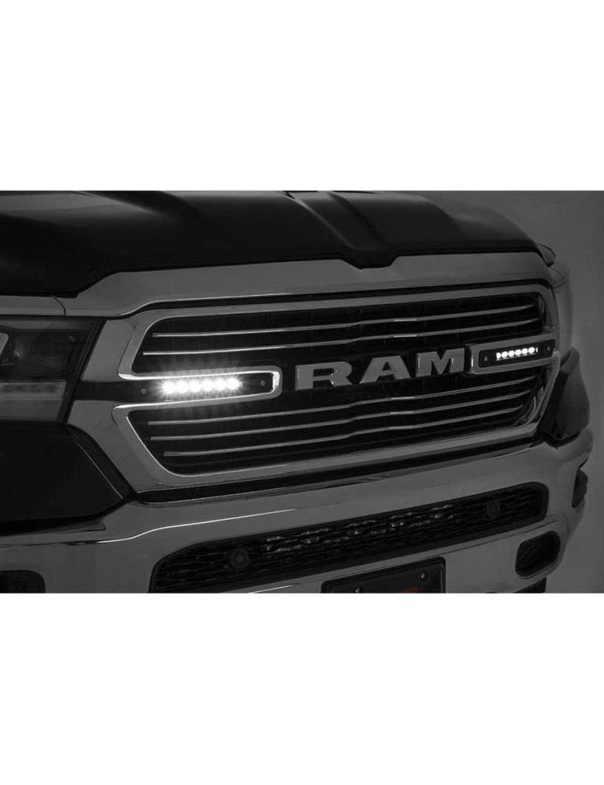 Listwy LED 6" do grilla Rough Country Black Series - ujęcie 2