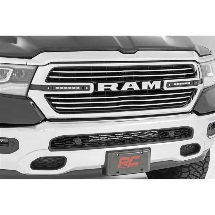 Listwy LED 6" do grilla Rough Country Black Series - ujęcie 4