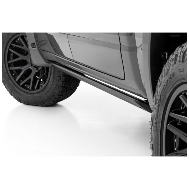 Progi elektryczne HT-Series Rough Country Crew Cab - ujęcie 2