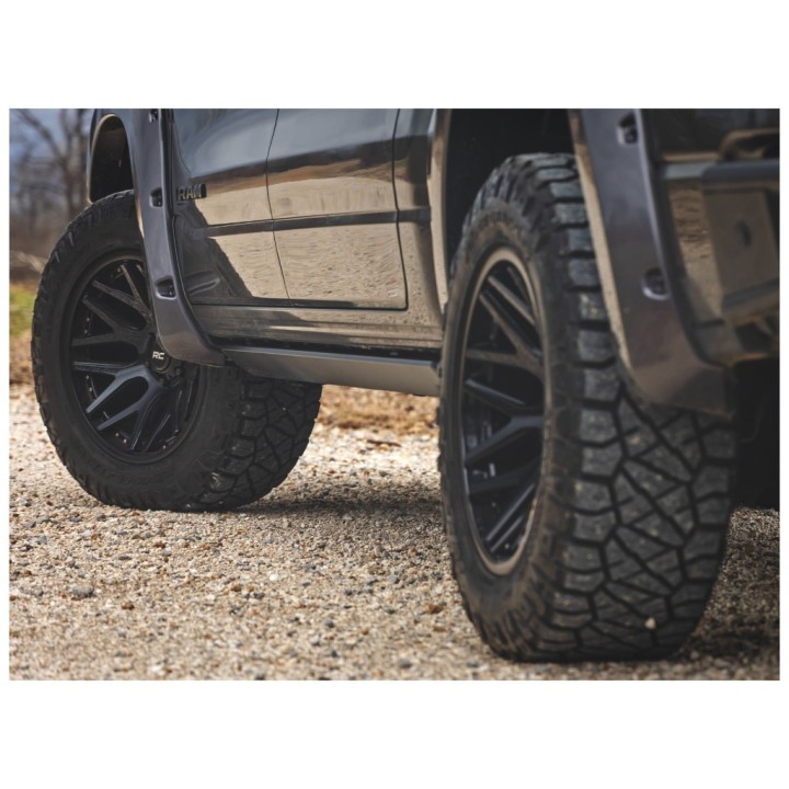 Progi elektryczne HT-Series Rough Country Quad Cab - ujęcie 9