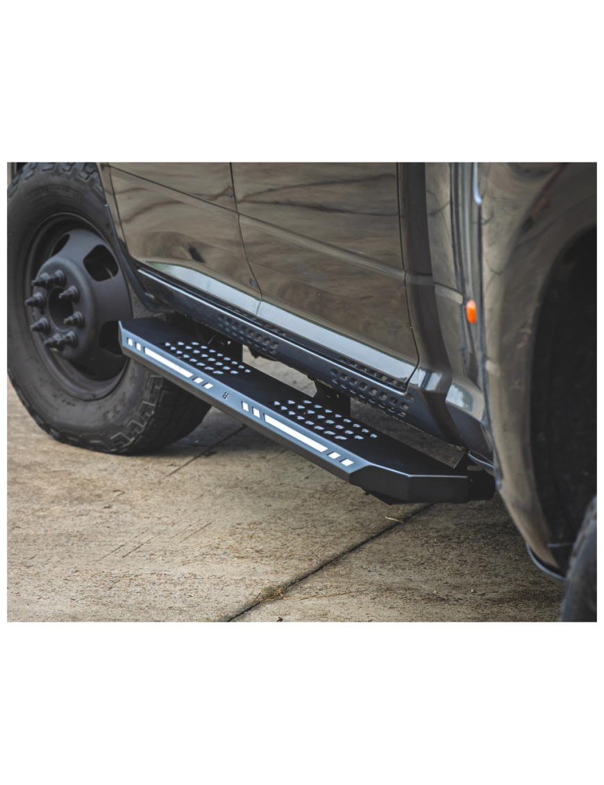 Progi, stopnie boczne Rough Country AC2 Crew Cab