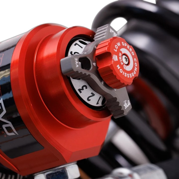 Amortyzator gazowy tył FOX Factory Race 3.2 Reservoir Regulowany Internal Bypass DSC EVO Lift 0-1,5" - ujęcie 4