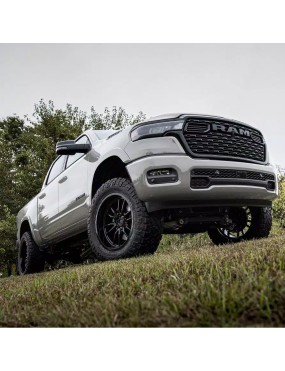 Zestaw zawieszenia BDS z amortyzatorami FOX 2.5 Performance Elite Lift 4" Duża Piasta
