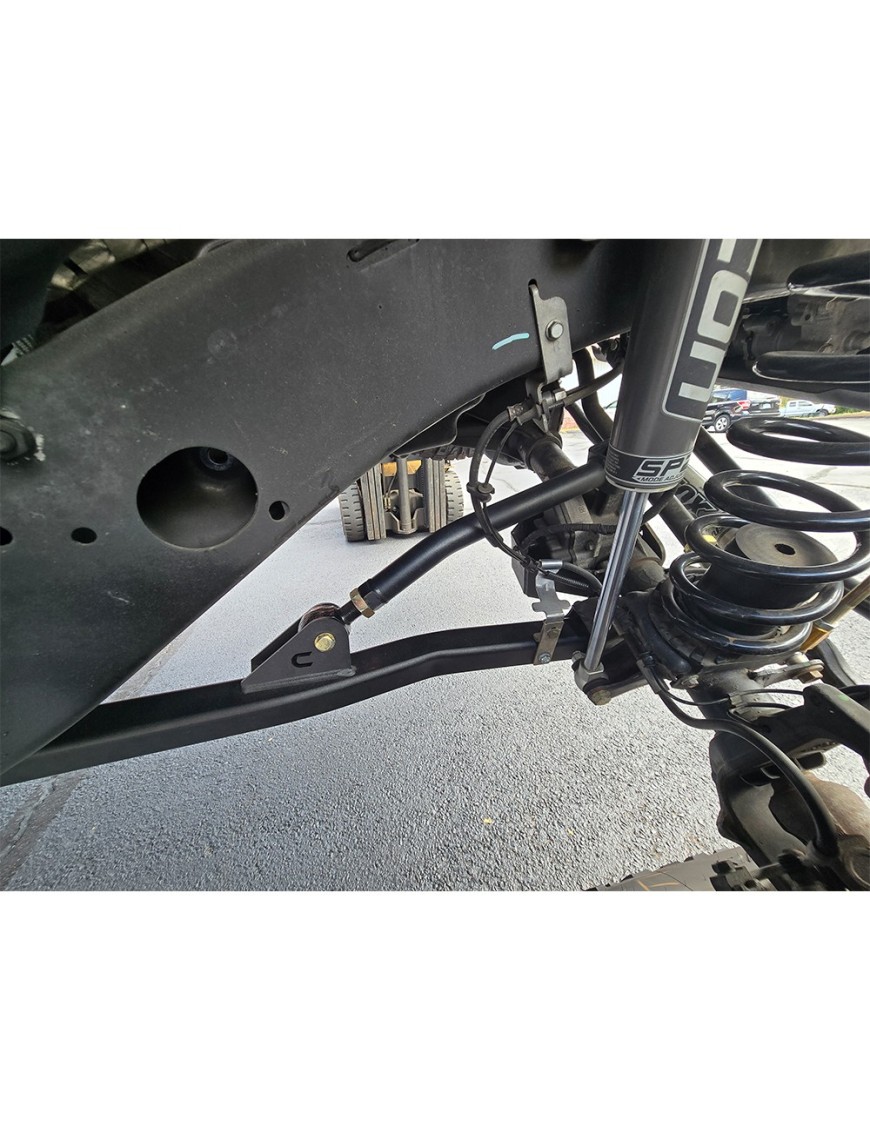 Zestaw zawieszenia Long Arm Overland+ Clayton Lift 2,5"