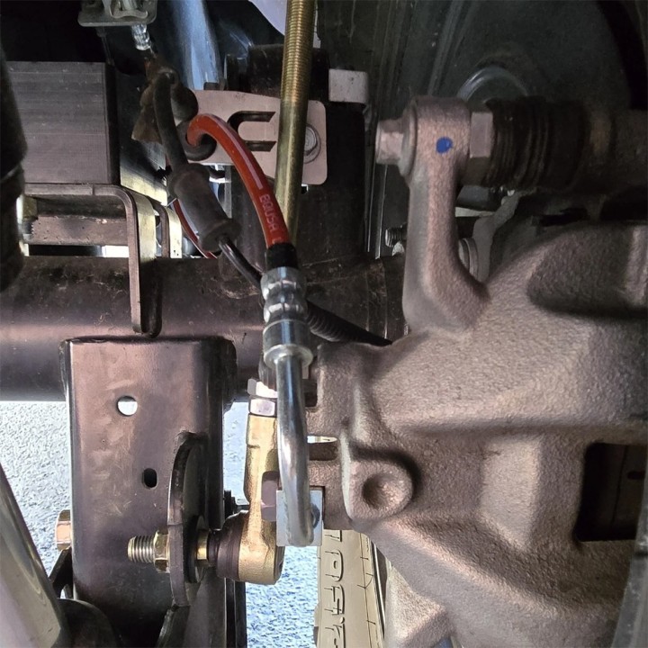 Przewody hamulcowe HD tył 24" Clayton Lift 0-5" 392, 4xe, XR - ujęcie 4