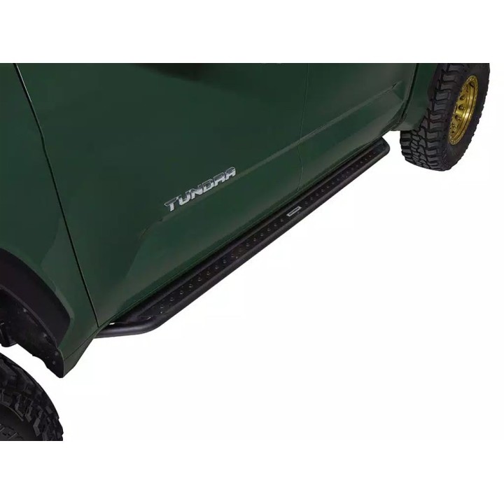 Progi boczne Go Rhino Dominator Xtreme DSS - ujęcie 3