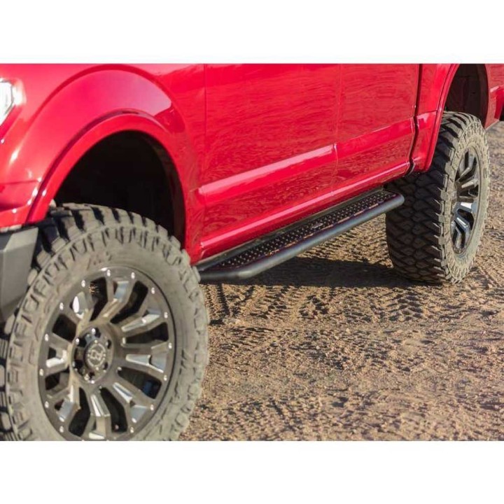 Progi boczne Go Rhino Dominator D6 Crew Cab - ujęcie 4