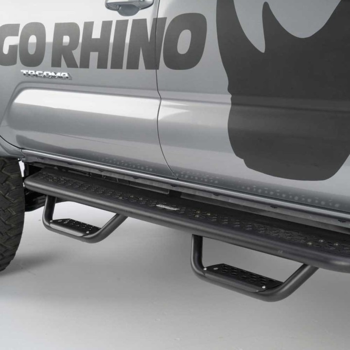 Akcesoryjne stopnie boczne do progu Go Rhino Dominator D6 - ujęcie 10
