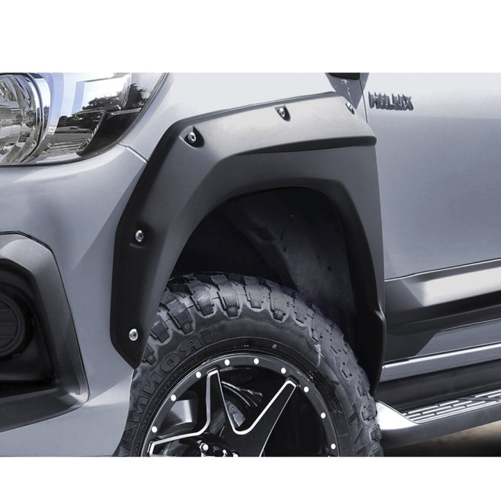 Poszerzenia błotników przód i tył Air Design Super Bolt - ujęcie 4