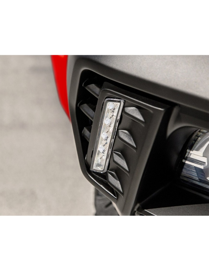 Osłona zderzaka przód z lampami LED DRL Air Design