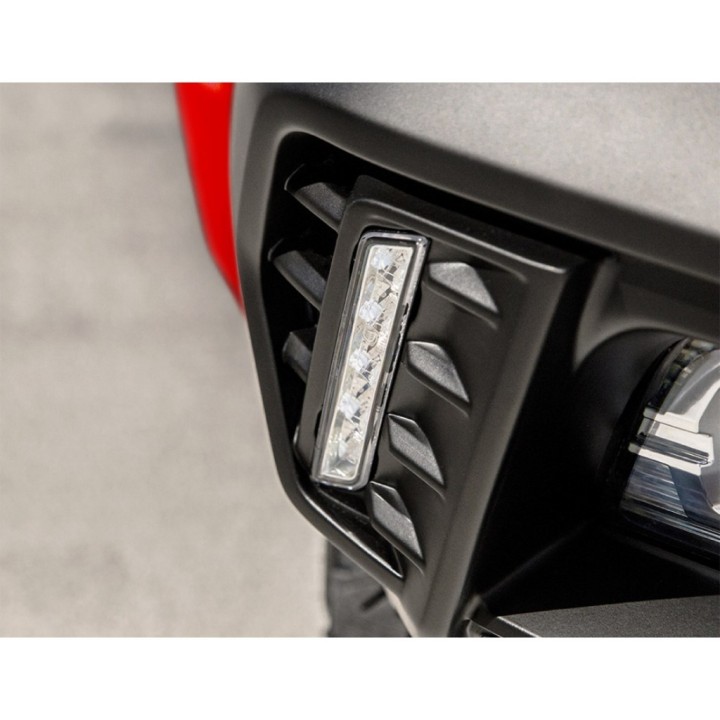 Osłona zderzaka przód z lampami LED DRL Air Design - ujęcie 5