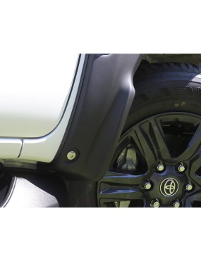 Poszerzenia błotników przód i tył Air Design Super Bolt SR/Diesel AT
