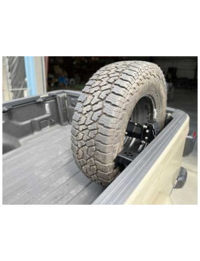 Mocowanie koła zapasowego na pakę Barnes 4WD
