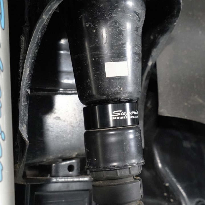 Przedłużenie odbojów przód 25 mm Superior Engineering - ujęcie 3