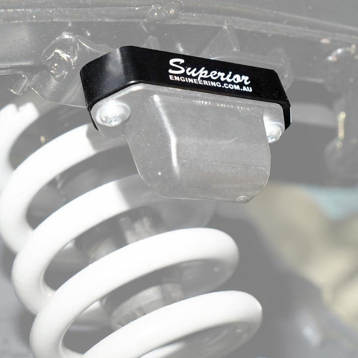 Przedłużenie odbojów przód 25 mm Superior Engineering - ujęcie 4