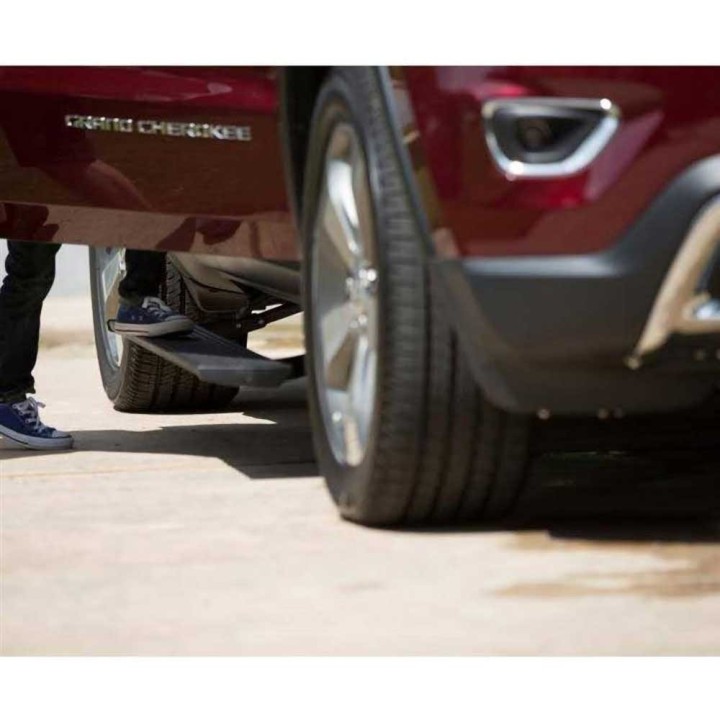 Progi elektryczne PowerStep RealTruck AMP - ujęcie 3