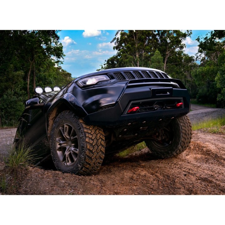 Zderzak z płytą pod wyciągarkę przód Chief Products Stealth Edition WK2 16-22 - ujęcie 4