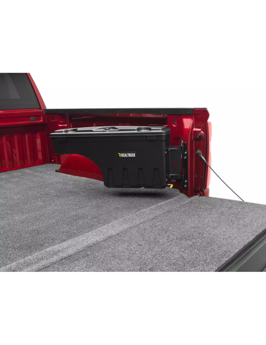 Schowek na pakę po stronie pasażera RealTruck UnderCover Swing Case