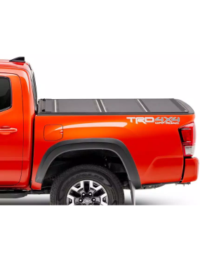 Twarda składana pokrywa paki tri-fold RealTruck BAKFlip MX4