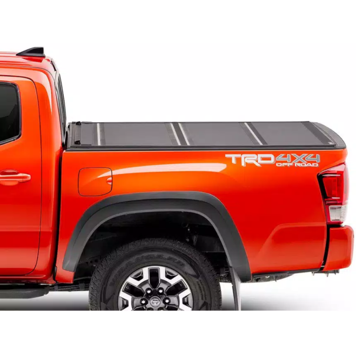 Twarda składana pokrywa paki tri-fold RealTruck BAKFlip MX4 - ujęcie 4