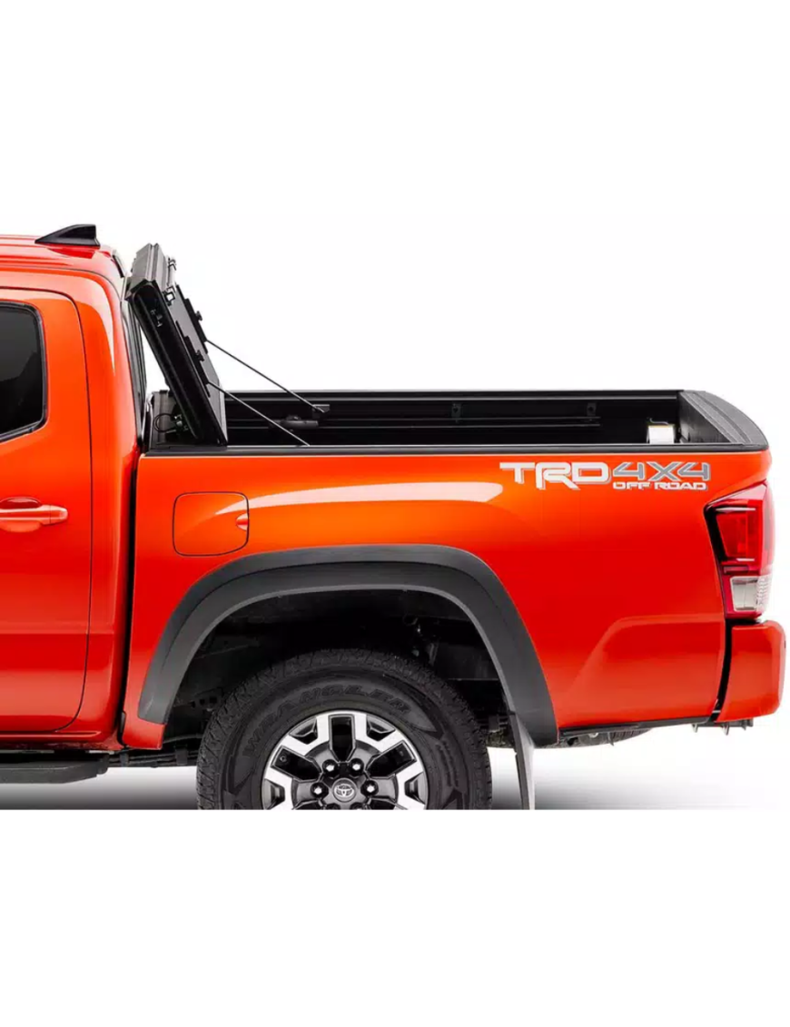 Twarda składana pokrywa paki tri-fold RealTruck BAKFlip MX4