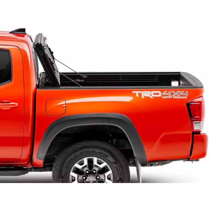 Twarda składana pokrywa paki tri-fold RealTruck BAKFlip MX4 - ujęcie 5