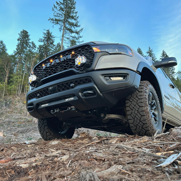 Płyta pod wyciągarkę z oświetleniem LED Offroad Package Vice Design RHO - ujęcie 5
