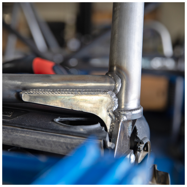Klatka bezpieczeństwa roll cage V2 GenRight - ujęcie 11