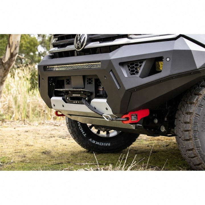 Stalowy przedni zderzak - RAID BAR ironman 4x4 — Volkswagen Amarok (BBR112) - ujęcie 3
