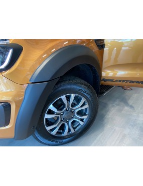 Poszerzenia błotników Ford...