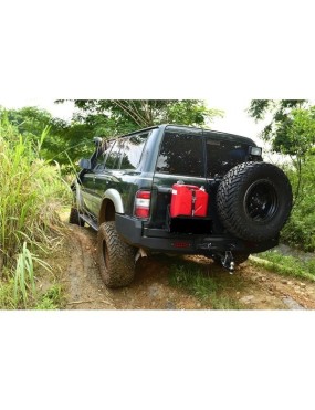 Tylny stalowy zderzak Snakeman 4WD — Nissan Patrol Y61 (SNBR02) IRONMAN 4x4 - ujęcie 4