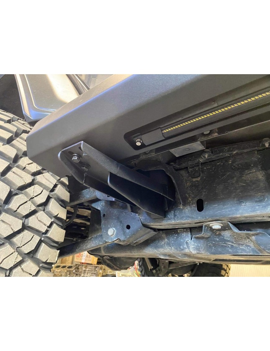 Progi stalowe z podświetleniem LED - Jeep Wrangler JLU 2018+ i 4xe
