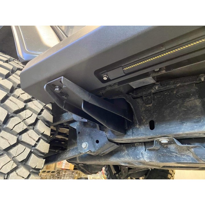 Progi stalowe z podświetleniem LED - Jeep Wrangler JLU 2018+ i 4xe TOPFIRE - ujęcie 3