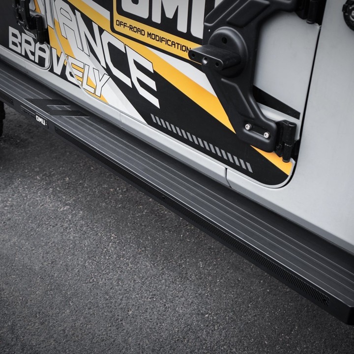 Progi boczne OMU Genesis - Jeep Wrangler JLU 2018-2025 - ujęcie 4