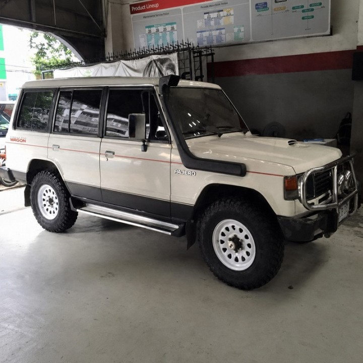 Snorkel Snakeman 4WD — Mitsubishi Pajero 2.5L 3.0L, Hyundai Galloper wszystkie modele (SNS047) - ujęcie 10