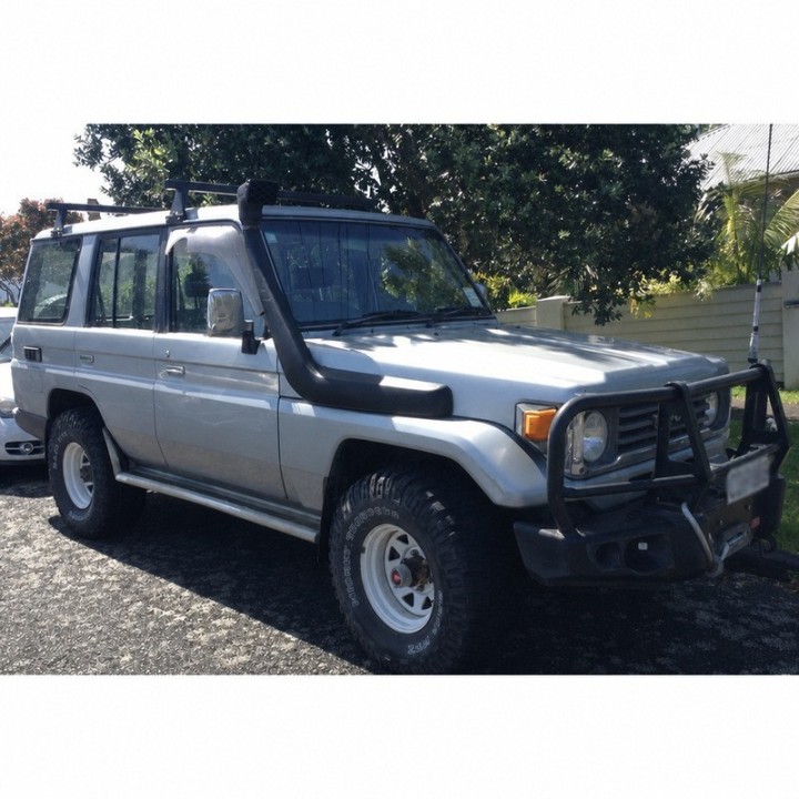 Snorkel Snakeman 4WD — Mitsubishi Pajero 2.5L 3.0L, Hyundai Galloper wszystkie modele (SNS047) - ujęcie 11
