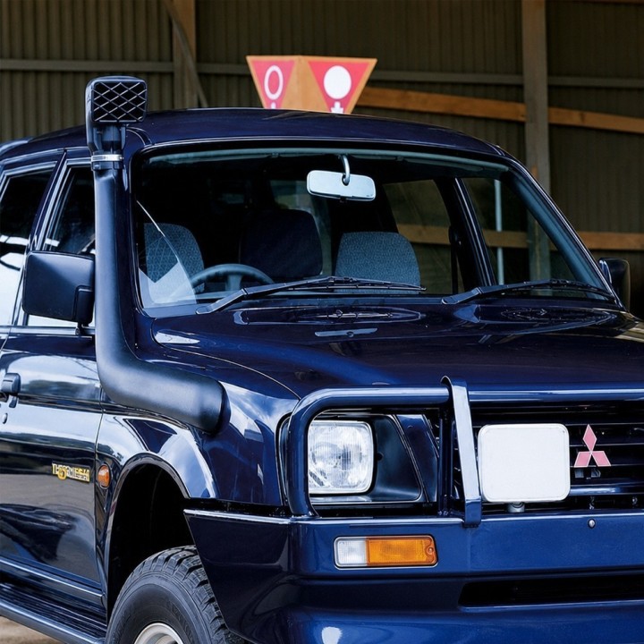 Snorkel Snakeman 4WD, prawa strona — Mitsubishi L200, Mitsubishi Pajero Sport (SNST96A) - ujęcie 8