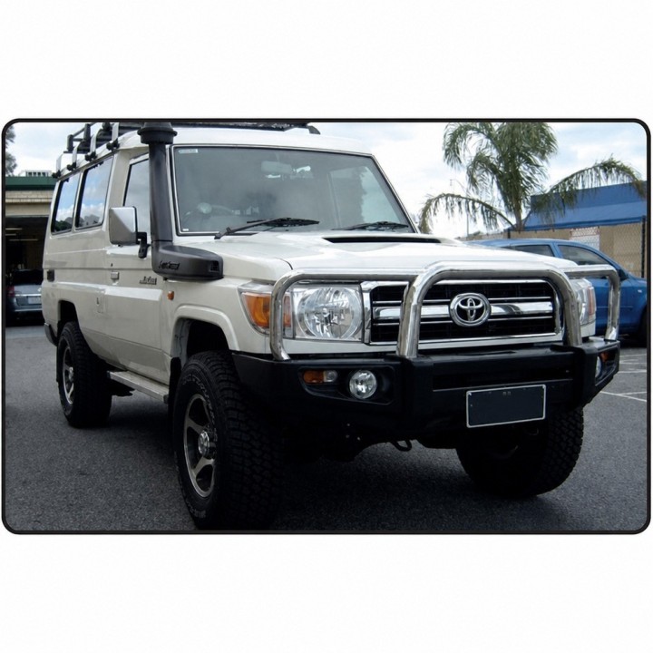 Wzmocnione przednie resory +2' Ironman 4x4 — Toyota Land Cruiser (TOY001B) - ujęcie 4