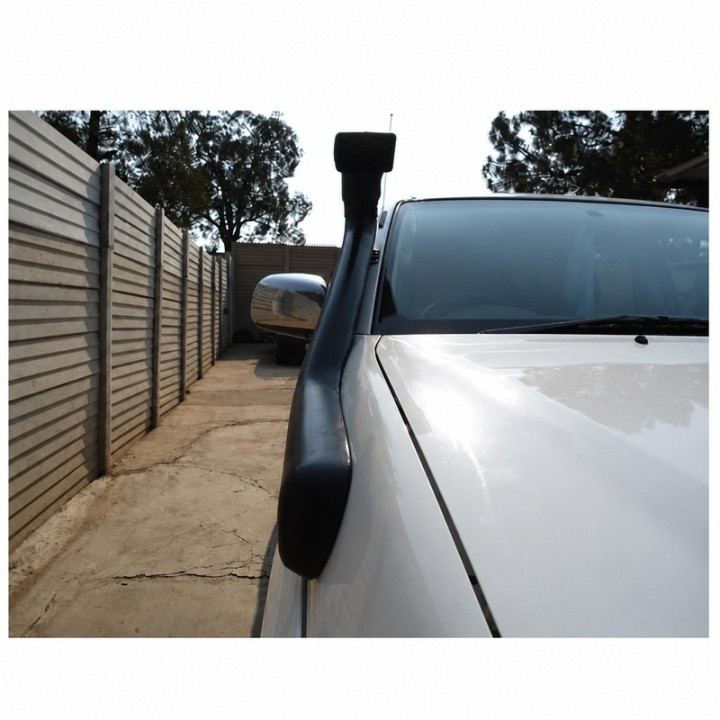 Snorkel Snakeman 4WD — Toyota Hilux Vigo (SNS25B) - ujęcie 3