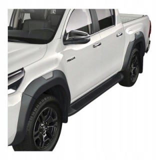 Poszerzenia błotników OEM Toyota Hilux 2015-2017 — komplet, +5 cm na stronę